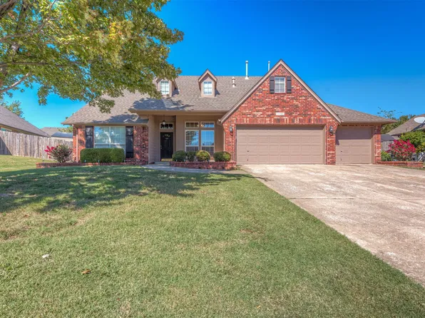 19923 E 48th St S, Broken Arrow, OK 74014