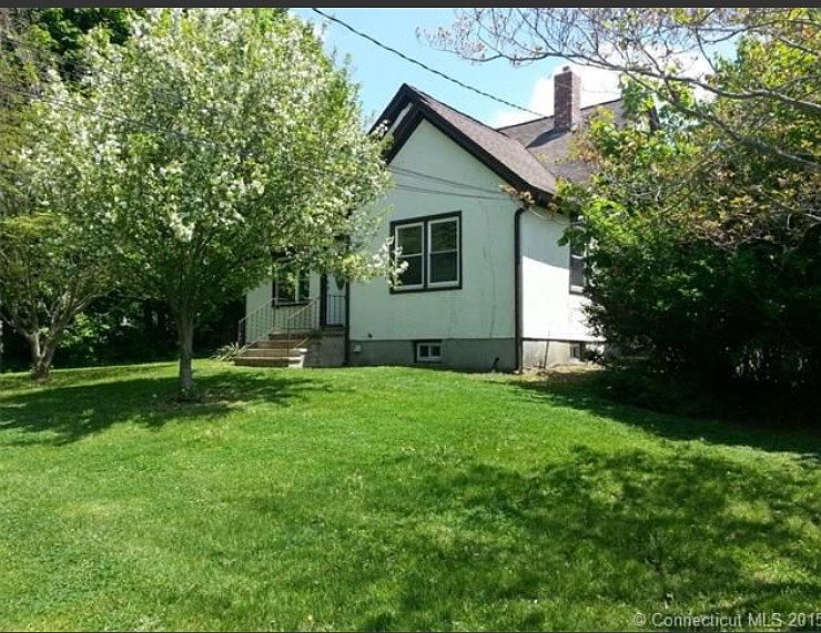 62 Squaw Rock Rd, Moosup, CT 06354 Zillow