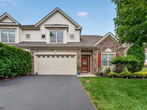 418 Edward St, Lopatcong Twp., NJ 08865