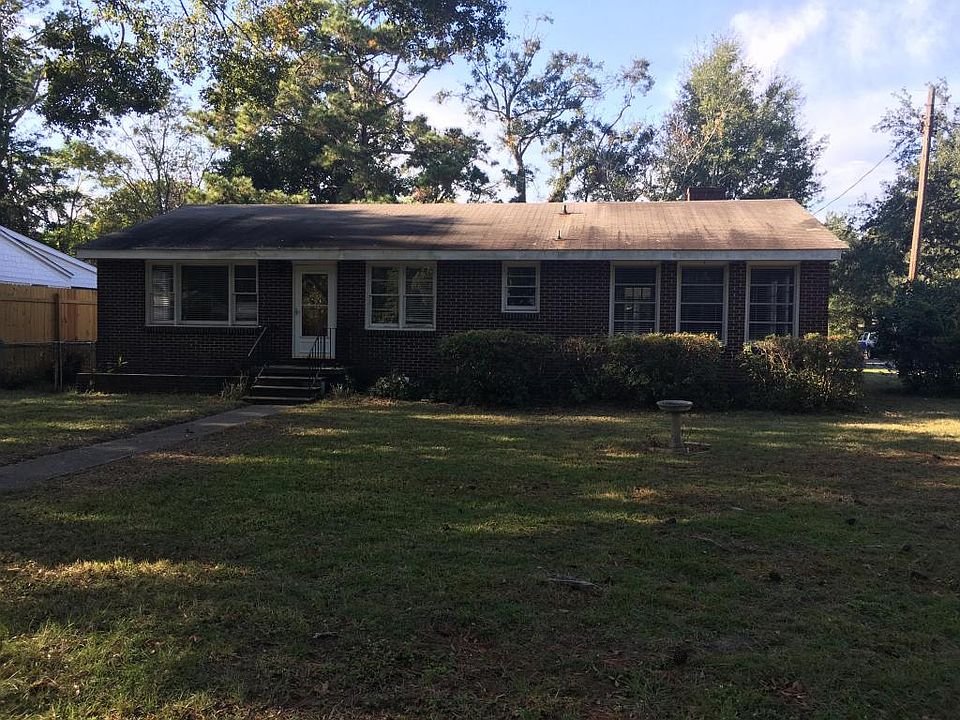 2nd image of 642 Coral St