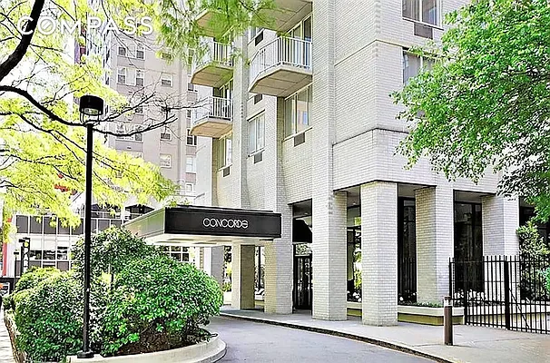 Rented by Compass | media 26