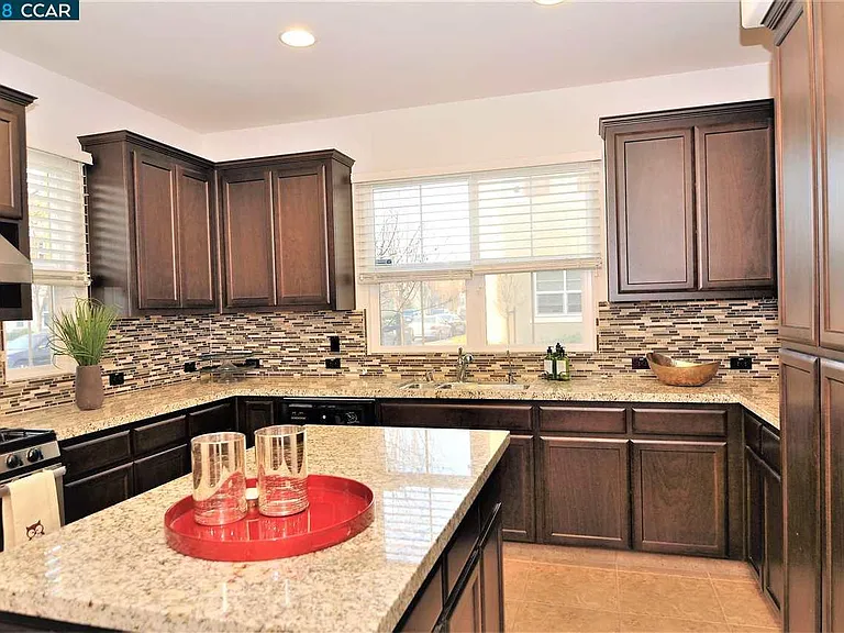 2044 Tarragon Rose Ct — Photo 9