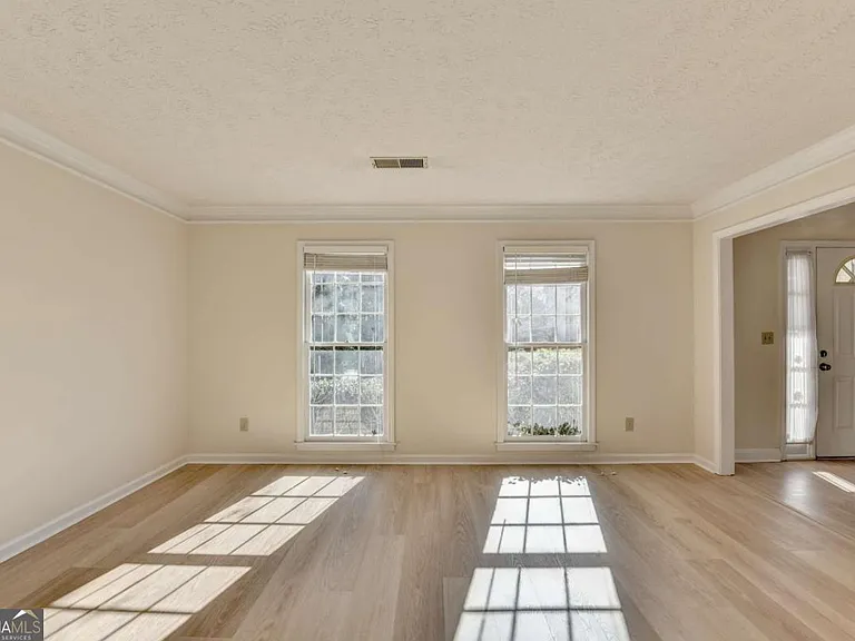3945 Genoa Ct — Photo 12