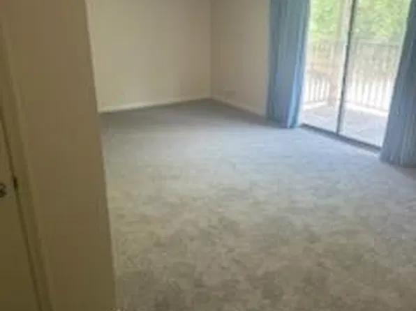 215 Seminole Trl, Danville, VA