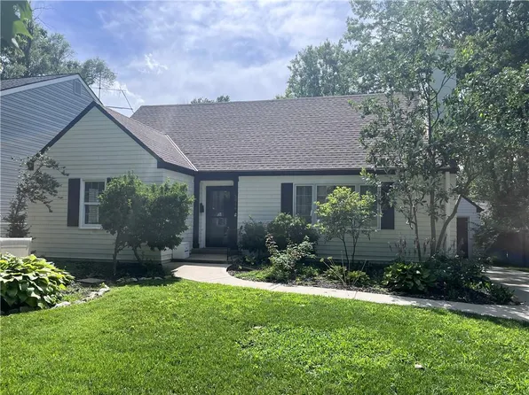 5914 Catalina St, Fairway, KS 66205