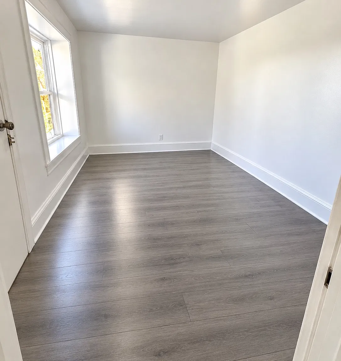 3 bed, 1100 sqft, $2,000 — Photo 3