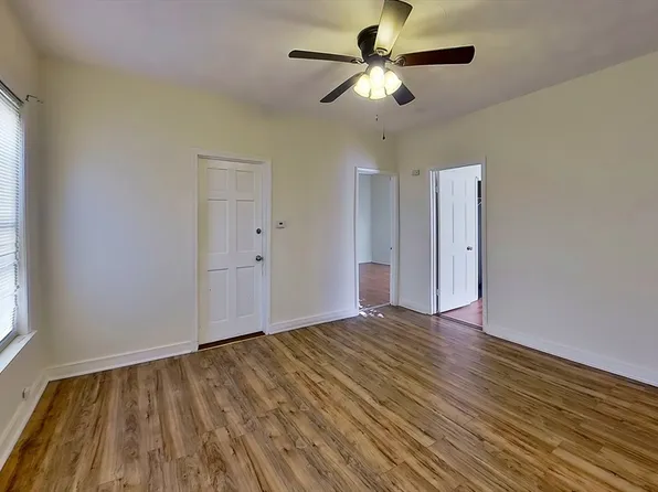 29 Glenwood Sq #1, Brockton, MA 02301