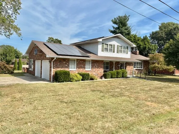 702 E North Ave, Effingham, IL 62401