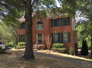 826 Overhills Dr, Old Hickory, TN 37138