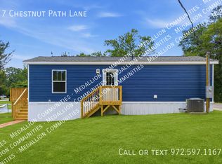 7 Chestnut Path Ln, Hendersonville, NC 28739