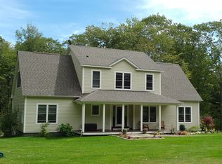 16 Jamie Ln, Sandisfield, MA 01255