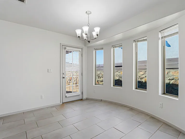 1173 Summer Rain St — Photo 5