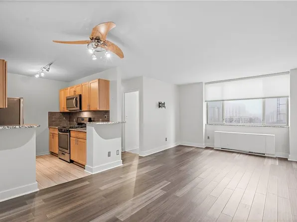 600 E 8th St APT 6T, Kansas City, MO 64106