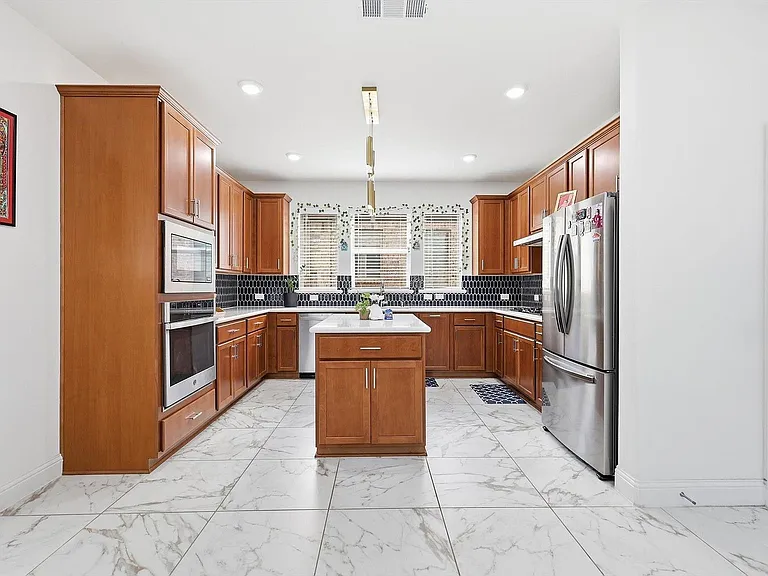 3309 Ashlar Ct — Photo 8