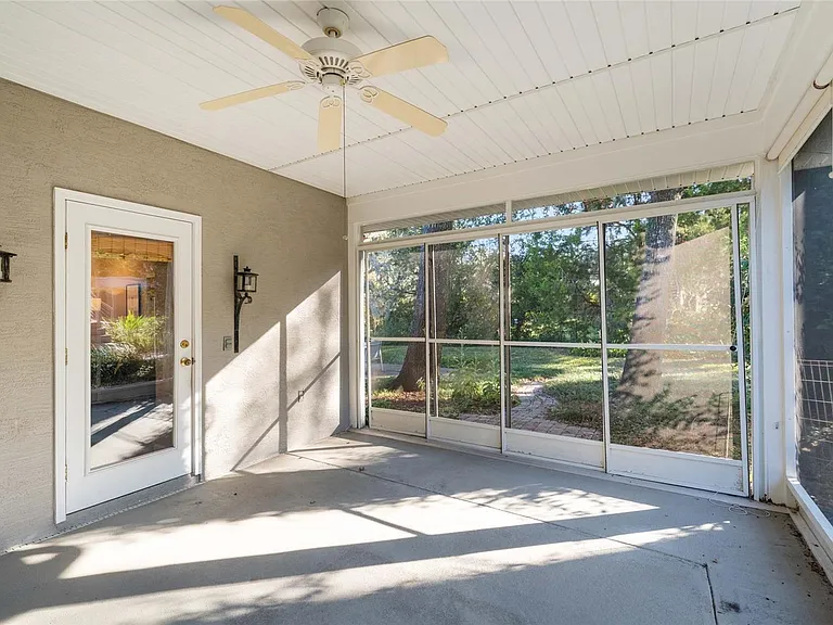 8120 NW 48th Ln — Photo 25