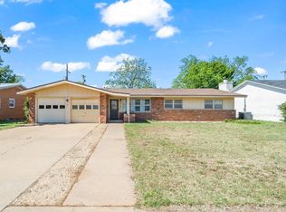 2716 60th St, Lubbock, TX 79413