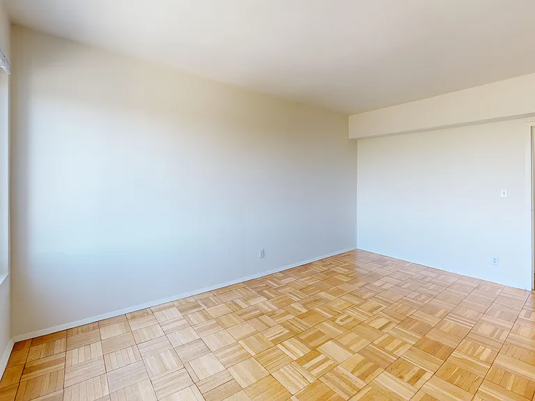 Parkmerced Apartments — Photo 31