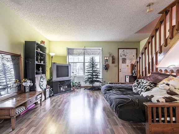5th image of 5113 Singleton Dr