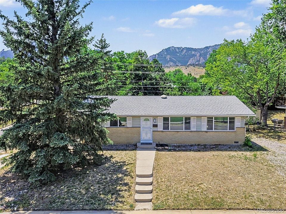 1st image of 885 Hartford Drive