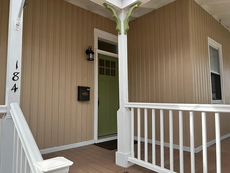 184 Union Ave — Photo 14