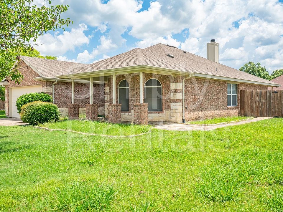 1st image of 6915 Justin Ln