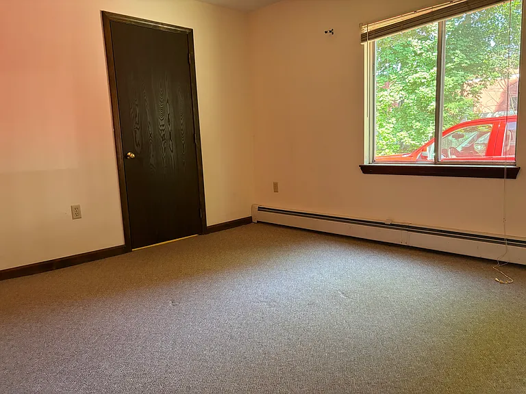 7 Grove St #2 — Photo 6