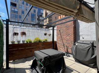 155 E 23rd St APT 602, New York, NY 10010