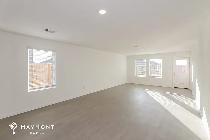 3048 Majestic Sunrise Dr — Photo 9