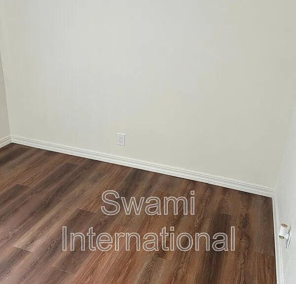 1709 W Marine Ave #1 — Photo 16