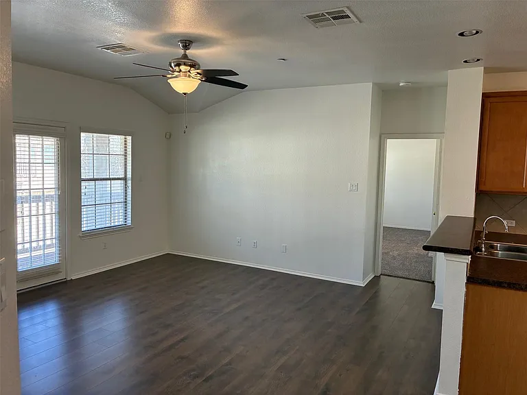 9201 Brodie Ln #5101 — Photo 13