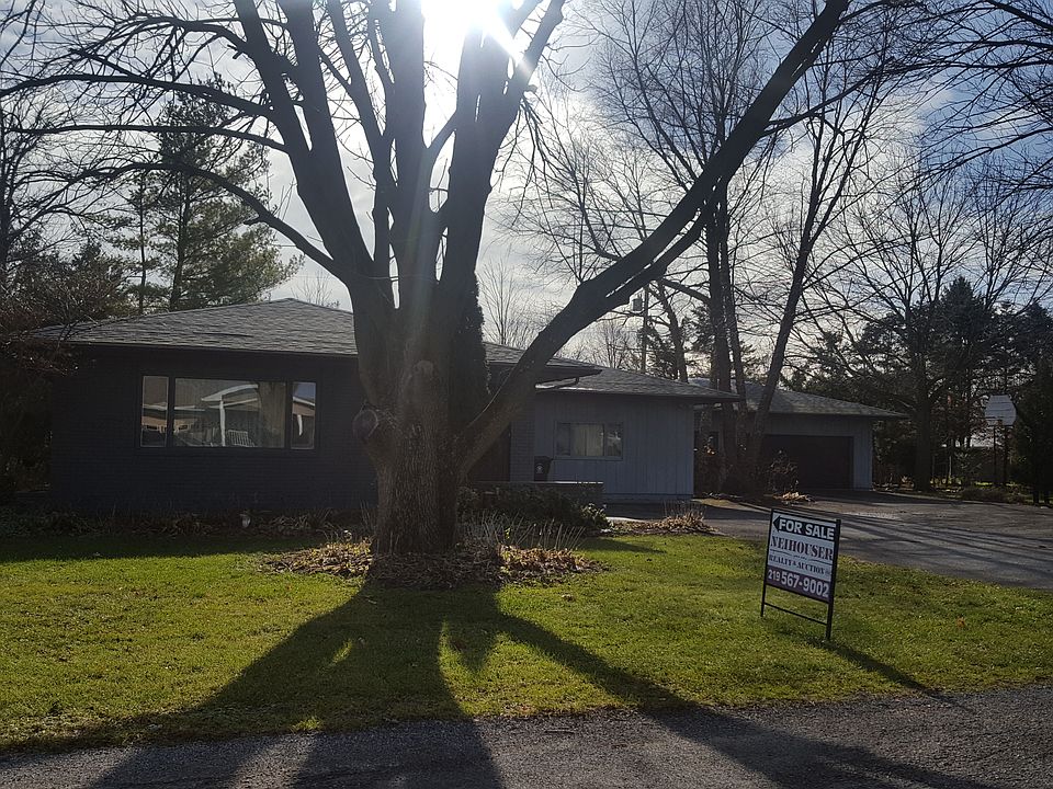 1st image of 225 E Ada St