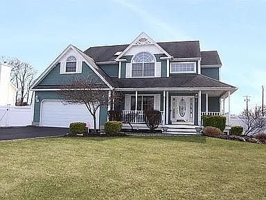 1st image of 2 Cobblestone Ln