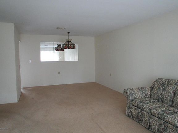 5th image of 1091A Argyll Cir