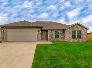 3009 Cherry Knoll Cir, Springdale, AR 72762