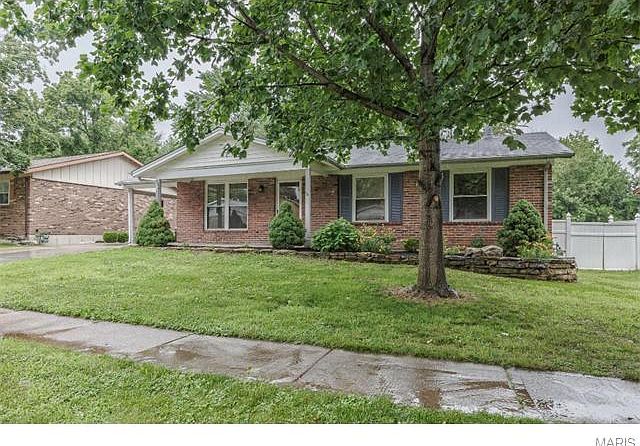 1st image of 1736 Battlefield Dr