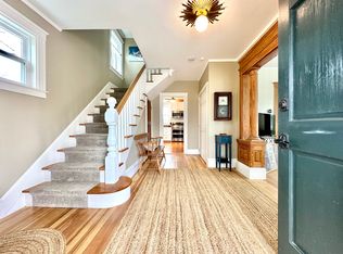 115 Bliss Rd, Newport, RI 02840