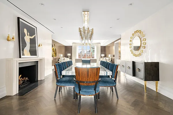 Sold by Modlin Group | media 3