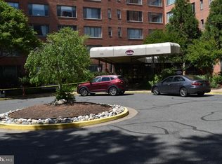 1111 Arlington Blvd APT 825, Arlington, VA 22209