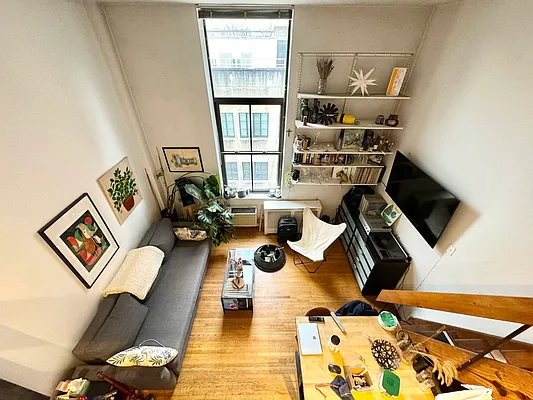 Rented by J PRESTON AND ASSOCIATES INC | media 13