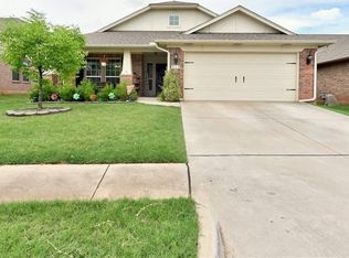 919 Clingmans Dome Rd, Norman, OK 73069