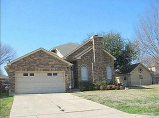 3305 Wolfforth Dr, Grand Prairie, TX 75052