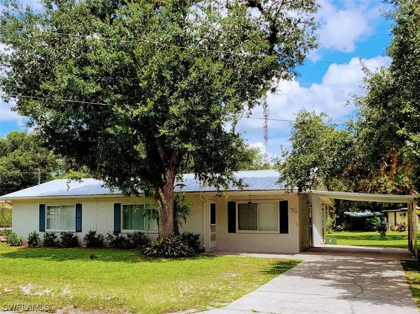 329 Riverview Dr, Labelle, FL 33935