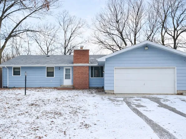 W10630 Cascade Mountain Rd, Portage, WI 53901