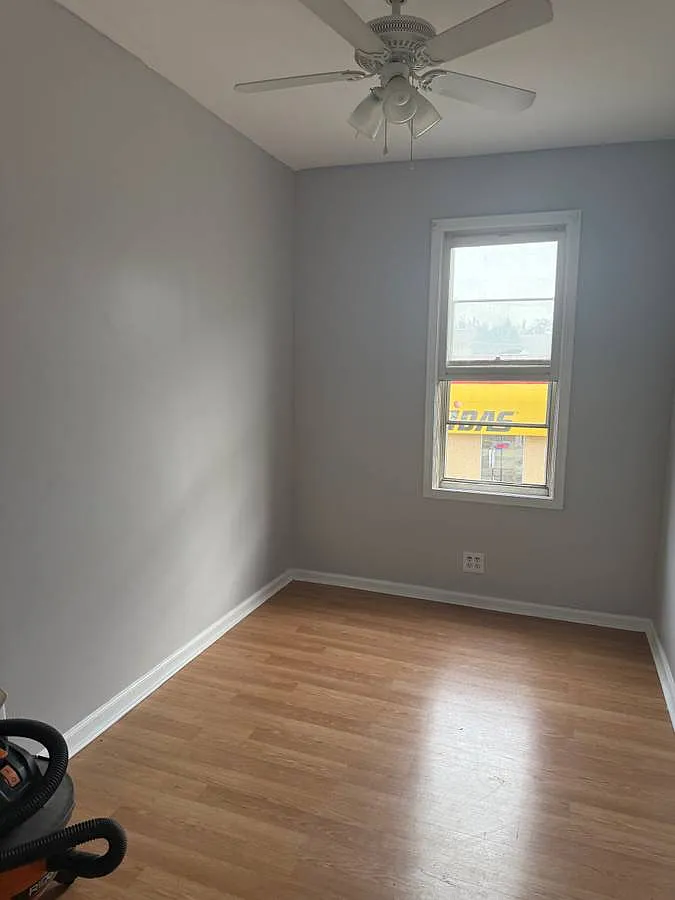 Building Photo - 1720 N Clybourn Ave #2F