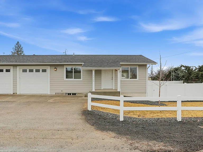 3440 N Huetter Rd #1 — Photo 1