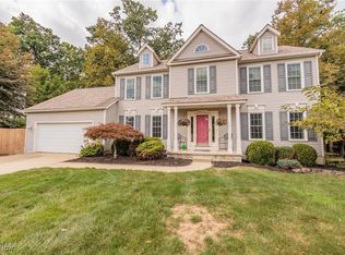 1111 Woodglen Cir, Medina, OH
