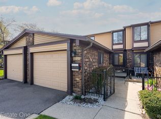 32127 W Twelve Mile Rd, Farmington, MI 48334