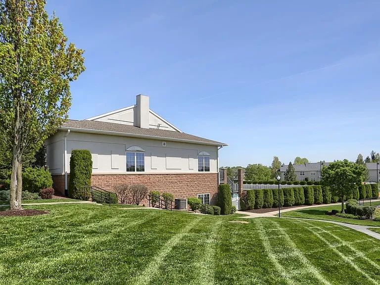 226 Sparrow Rd — Photo 24
