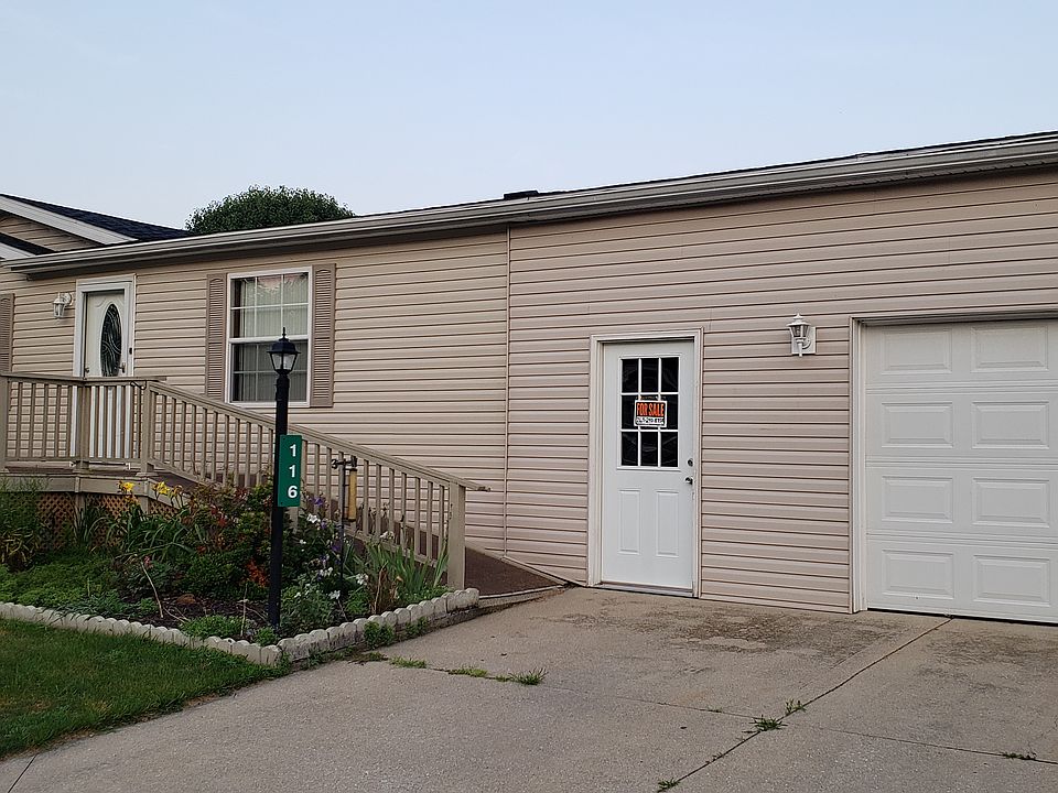 1st image of 116 E Wildflower