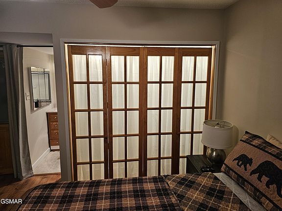 3rd image of 1081 Cove Rd APT 1013